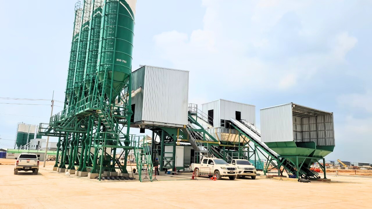 MOBILE CONCRETE PLANT